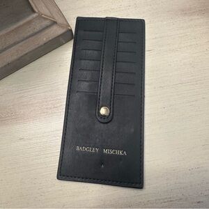 🛍️Badgley Mischka Elegant Black Card Holder🛍️